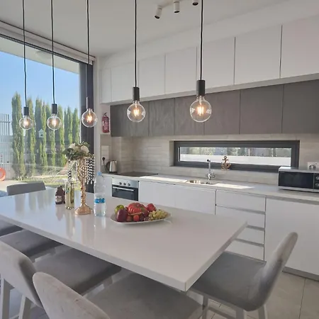 Almaria Alm03 * Πρωταράς