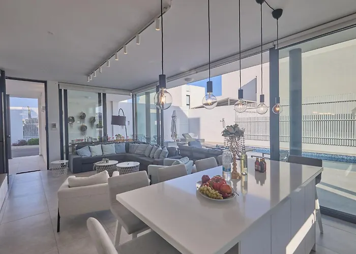 Villa Almaria Alm03 Protaras